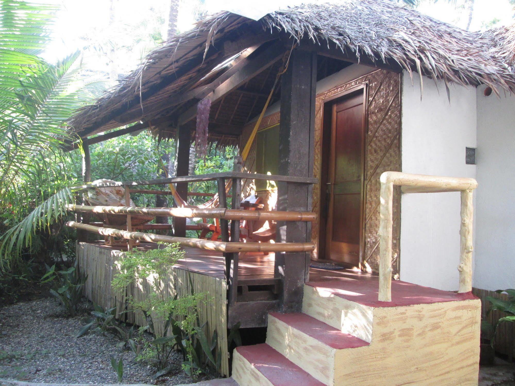 Bamboo Bungalows Resthouse Balabag  Eksteriør billede